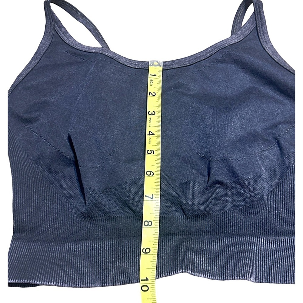 Gymshark Seamless Strappy Sports Bra Tank Black | Cut Tag | Very Stretchy Fit - Picture 7 of 9